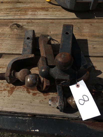 Assorted receiver hitches all for 1 bid