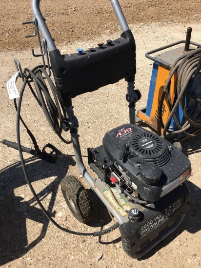 Pressure washer