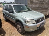 2006 Mercury SUV Unknown mileage, rough condition- not running SLOW Title