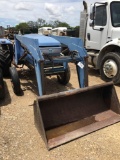 British Leyland Tractor w/ loader _ SALVAGE tractor was running and working when front axle broke