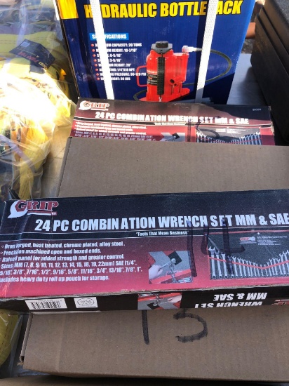24 Piece Combination Wrench Set