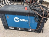 Miller Big Blue 400 Pipe Pro Mitsubishi Diesel Welder Just Over 1000 HRS Long Leads Runs & Works as