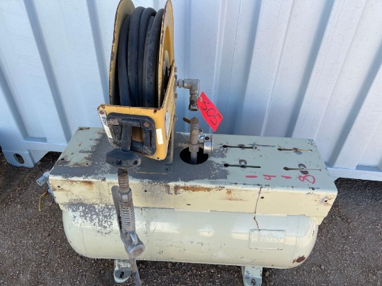 Air Compressor Tank and Hose Reel With No Motor