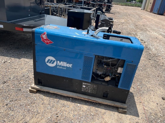 Miller Bobcat 225NT 8500 Watt Generator/Welder Shows 178 HRS Seller states it was used as a backup