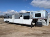 2004 Horton 4 Horse Trailer 14' Short Wall Living Quarters 10' Mid Tack 45' Overall length 3 -