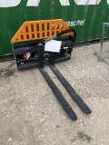 Hydraulic Adjustable Skid Steer Pallet Forks