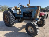 Ford 8000 Runs and Moves Water in Oil
