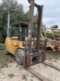 Cat DP40K 8,000lb DieselForklift 6 cyl diesel engine runs and works starter issues