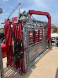 Unused Electric Powered Hydraulic Squeeze Chute Palpation Case and Hydraulic Neck Catch