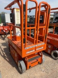 Snorkel TM12E Scissor Lift Works As It Should