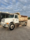 1991 IH 4900 Dump Truck 6 Yard Bed DT466 Engine. Manual Transmission Runs and Dumps VIN 72702