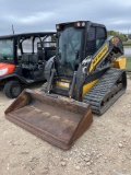 New Holland C332 New Tracks 1850 Hours Needs 1 Pin in Coupler Plate
