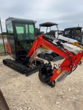 AGT QNT50R Excavator - Cab Gas Engine