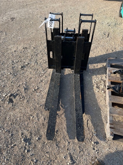 Mini Excavator Pallet Forks SOLD ONE SET PER LOT