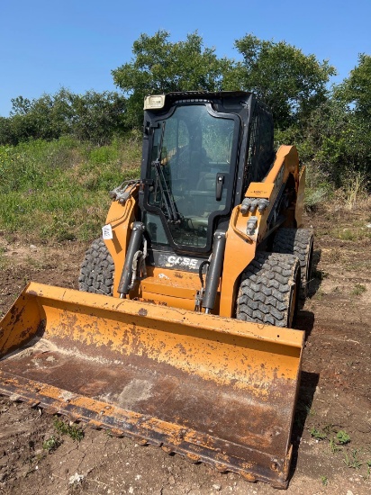Case SV300 Skid Steer Cab. Air. AC Not Cold Smokes. Oil Leak 3200 Hours