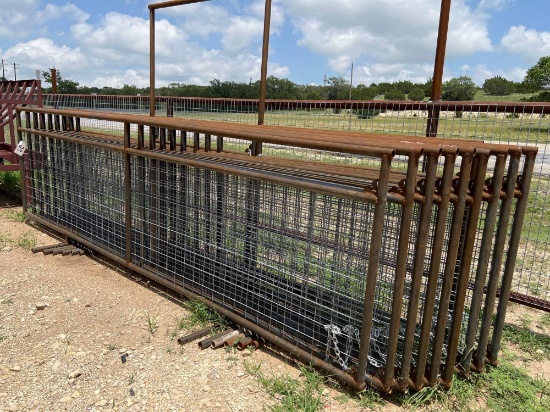 10 - 14' Sheep/Goat Panels with 1 -4' Gate SOLD BY THE PANEL TEN TIMES THE MONEY MUST TAKE ALL