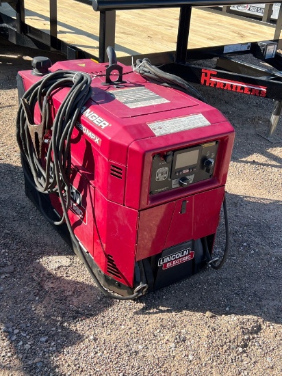 Lincoln Ranger 260MPX Welder with Leads 1136 Hours Runs and Welds
