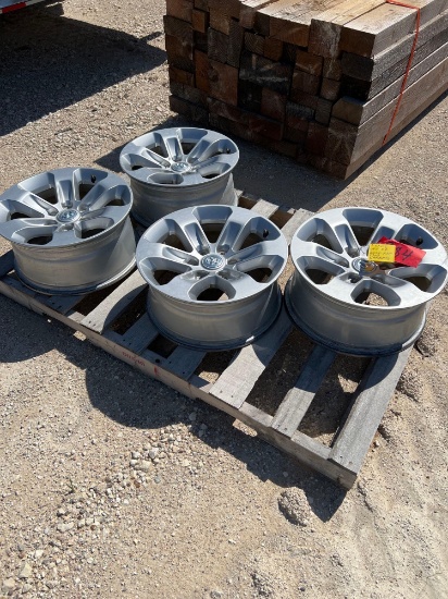 4 Ram 18x9 Wheels 6 - 139.7mm Bolt Pattern SOLD AS ONE LOT