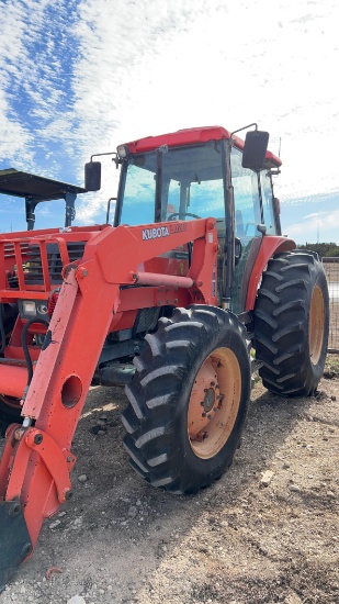 Kubota M9000 with Kabuta LA1251 Loader Hydraulic Shuttle - Triple Remotes Shows 1867 Hours Needs