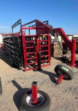 Unused Portable Cattle Pens Gooseneck - Hydraulic Lift