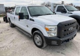 2013 Ford F250 Crew Cab Power Stroke Diesel Auto Transmission 65,XXX Miles--- showing Reg Cab - Auto