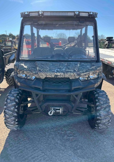 2019 Can Am HD10 Defender Pro Box Top - Light Bars Power Steering - Windshield - Winch New Battery
