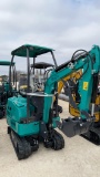 AGT QK16R Mini Excavator Gas Powered - Manual Thumb