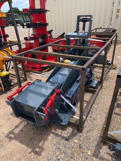 Fifth Wheel Wrecker Attachment