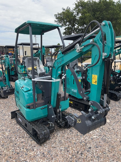 QK16R Mini Excavator Hydraulic Thumb Gas Powered