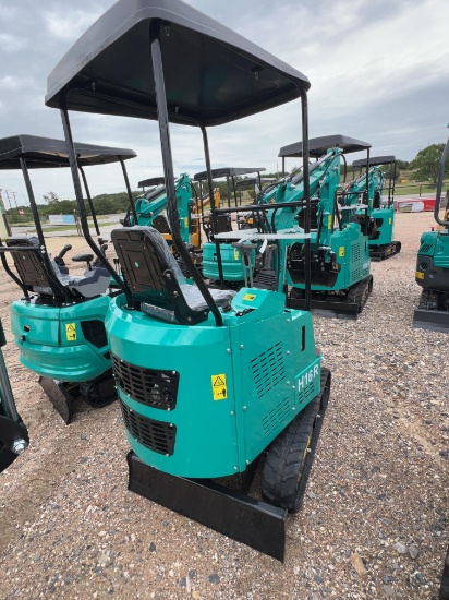 H16R Mini Excavator Gas Powered