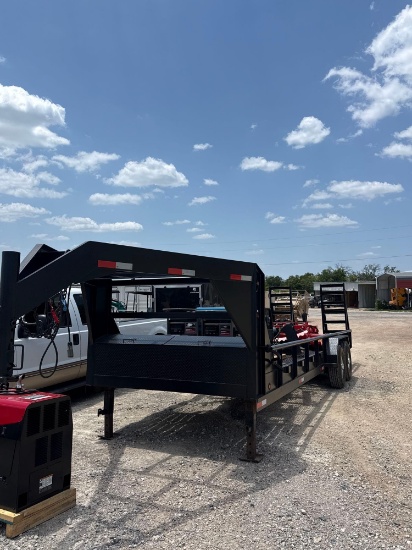 2000 Gooseneck Equipment Trailer 2 x 7,000lb Axles, Chrome Wheels, Steel Floor, Recent Paint VIN