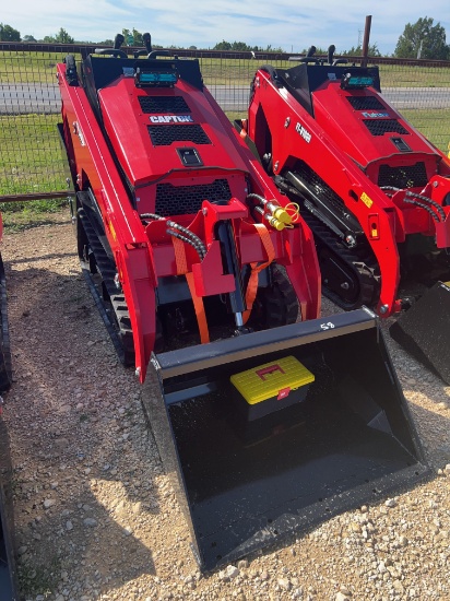 Stand On Skid Steer CKV1000 Kubota Diesel Engine