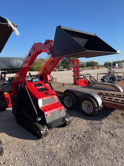 FT 1050K Stand on Tracked Skid Steer Kubota Diesel
