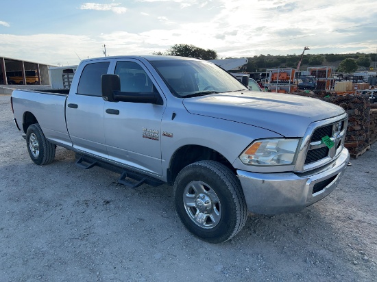 2014 Dodge Ram 2500 4x4 6.4 L Hemi Gas Motor 221,110 Miles VIN 72813 Title, $35 Fee Seller States