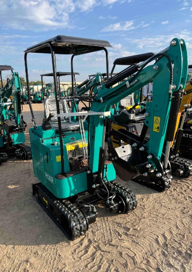 H16R Mini Excavator Gas Powered