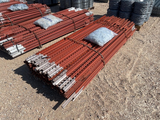 200 - Unused 8' T Post 1.33 with 1 Bag of Clips SOLD BY THE BUNDLE
