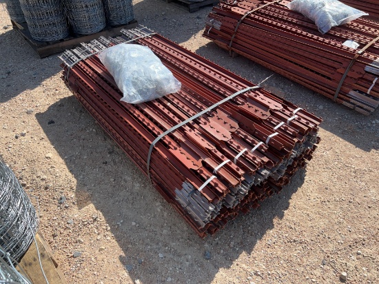 200 - Unused 5'6'' T Post 1.33 with 1 Bag of Clips SOLD BY THE BUNDLE