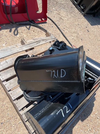 Tilting Excavator Bucket 24'' SOLD ONE PER LOT