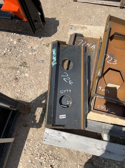 Dingo Skid Steer Mounting Plate SOLD ONE PER LOT