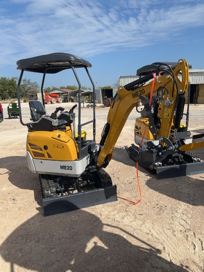 ME20 Mini Excavator with Hydraulic Thumb Swivel Boom Yanmar Diesel Power