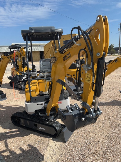 ME20 Mini Excavator with Hydraulic Thumb Swivel Boom Yanmar Diesel Power
