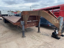 1982 Gooseneck32' Tamdem Dual Wheel Steel Floor Dovetail and Ramps VIN 17697 Title, $35 Fee