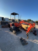 MX15R Mini Excavator with Ripper and Bucket 449 Hours Runs