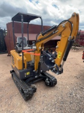 MX20R Mini Excavator Hydraulic Thumb Gas Powered