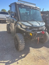 2023 CanAm Defender HD 10 Enclosed Cab with A/C and Heat Runs 1036 Hours Showing Title, $35 Fee SLOW