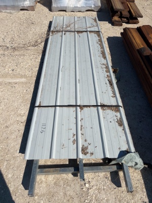 Small Bundle of 10' Roofing Sheets SOLD AS ONE LOT