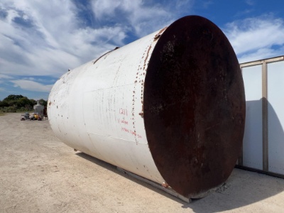 11' x 17' Steel Tank Approx 12,000 Gallon