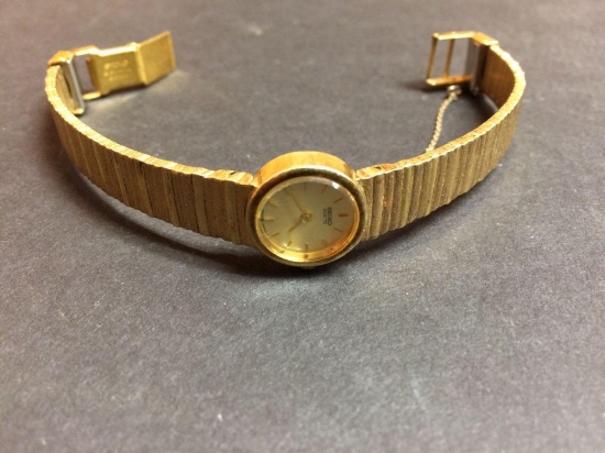 Vintage ladies Seiko watch needs battery