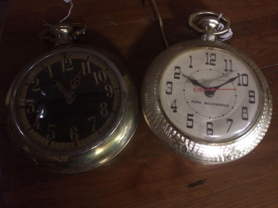 Lot of vintage clocks one runs backwards