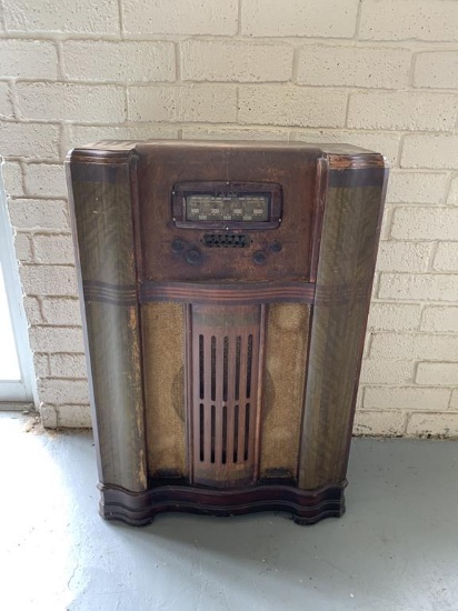 Antique Radio